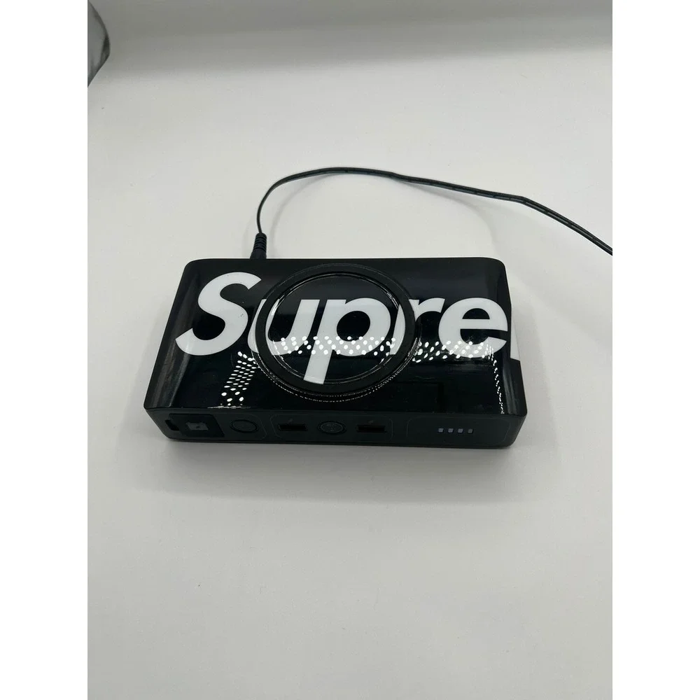 Supreme Mophie Powerstation Go Wireless Charger Black 44400mWh Power Bank